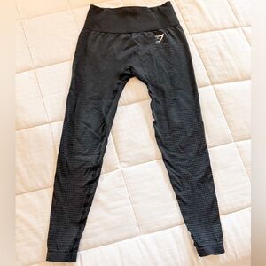 Women’s Gymshark Dark Gray Legging, Size S